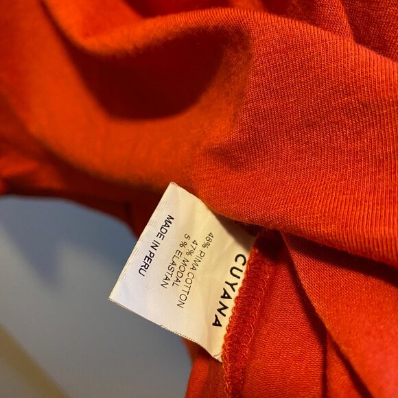 Cuyana Pima Slim Crew Neck T-Shirt - Picture 3 of 3